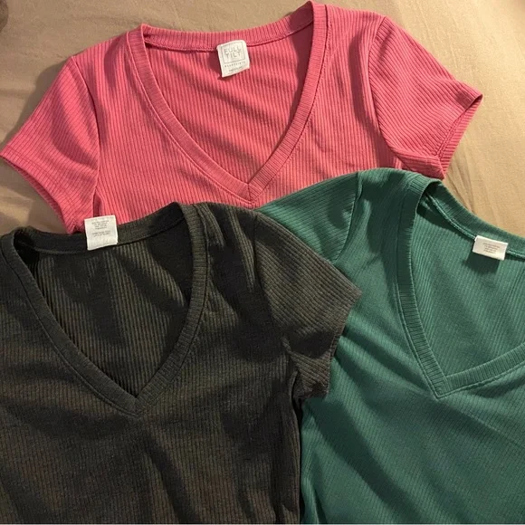 9 Set of Shirts - Picture 5 of 5